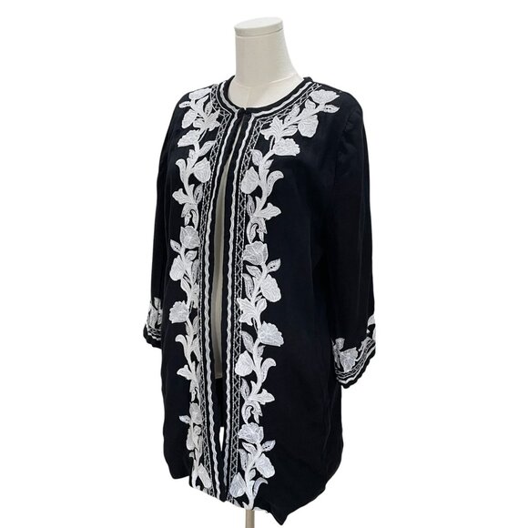 Chicos 2 Black White Linen Embroidered Tunic Jacket Boho Resort Festival Travel - Picture 5 of 8